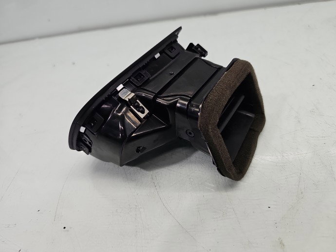 Grila aerisire dreapta VW Polo 6R 6RF819704A