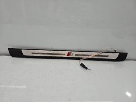 Ornament prag dreapta fata AUDI A4 8W2 OEM