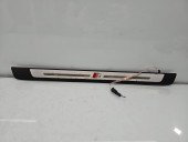 Ornament prag dreapta fata AUDI A4 8W2 OEM