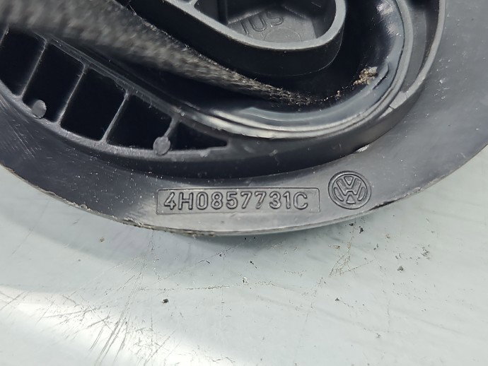 Centura stanga fata AUDI A4 8W2 4H0857731C