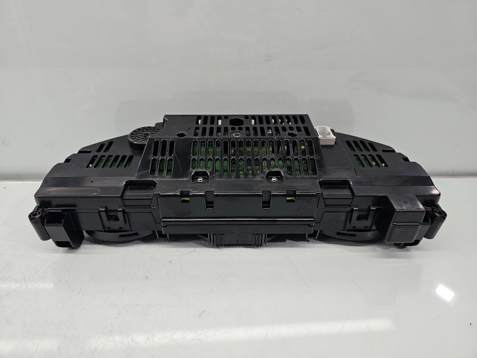 Ceas bord Mercedes C220 w204 A2049004909