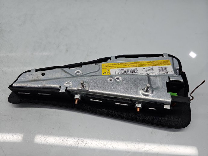 Airbag lateral stanga Mercedes C220 w204 2048600105