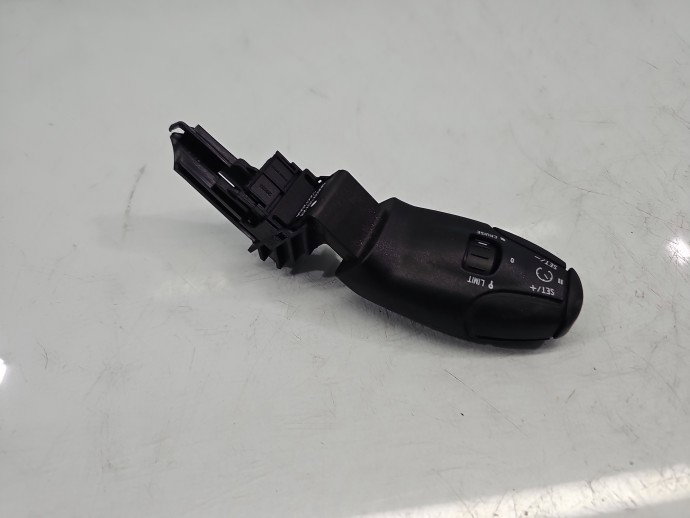 Maneta tempomat PEUGEOT 2008 96637157XT