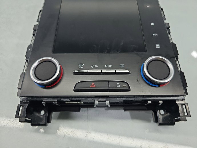 Display bord Renault Megane 4 681833236R