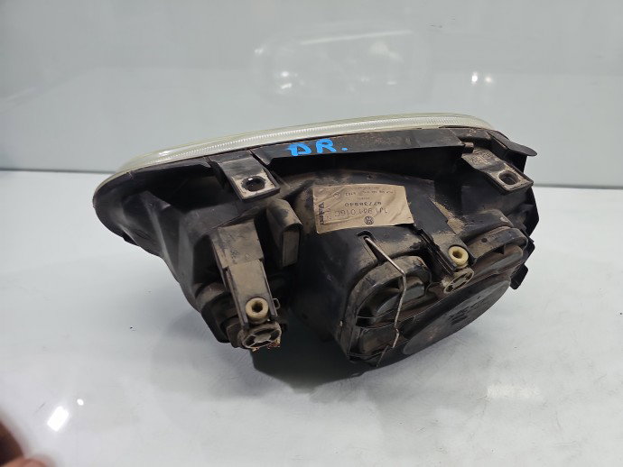 Far dreapta Volkswagen Golf 4 Variant (1J5) [Fabr 1999-2005] 1J1941016C