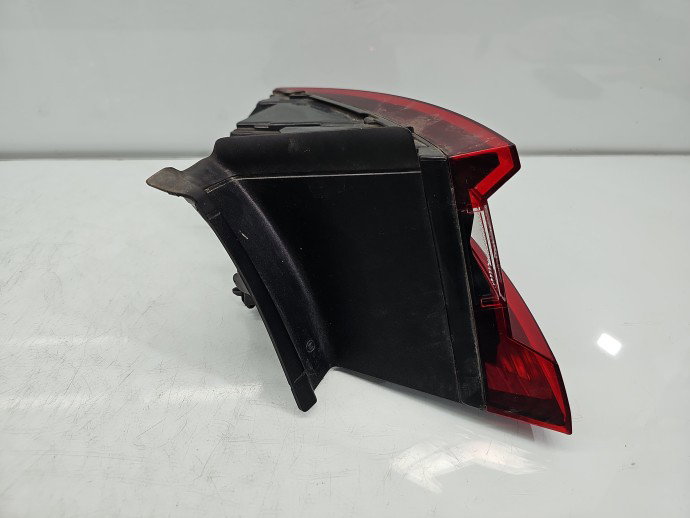 Stop aripa dreapta Renault Megane 4 265509578R