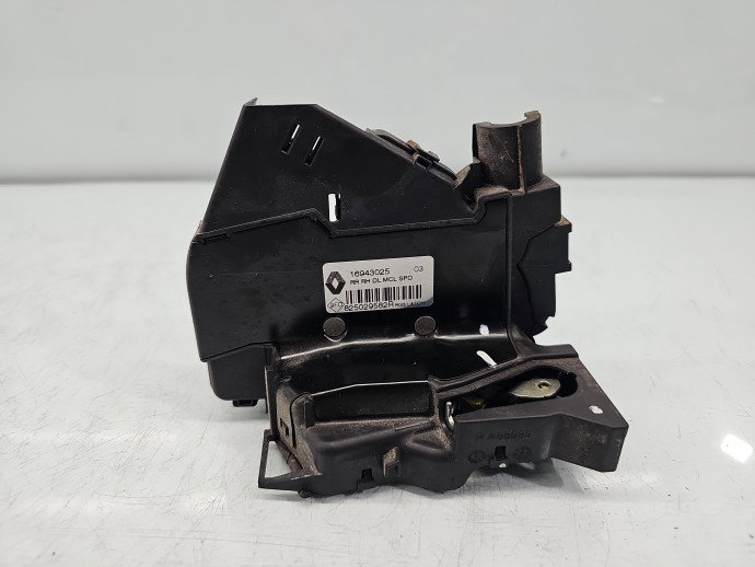 Broasca usa dreapta spate Renault Megane 4 825029582R