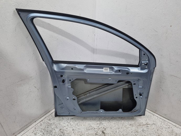 Usa stanga fata VW Golf 5k1 A5Q