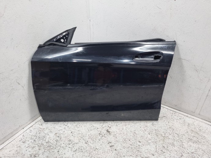 Usa stanga fata Mercedes CLA 220 191 Negru Cosmos