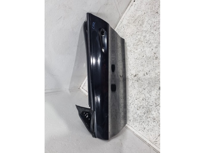 Usa stanga fata Mercedes CLA 220 191 Negru Cosmos