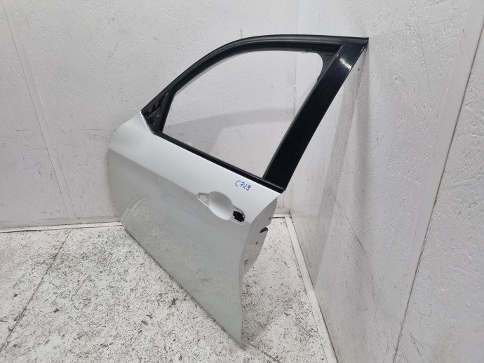 Usa stanga fata Bmw X1 MINERALWEISS METALLIC (A96)