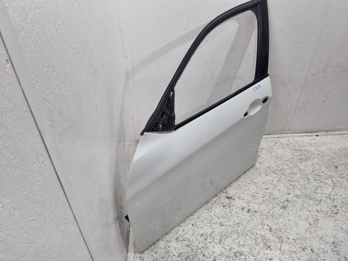 Usa stanga fata Bmw X1 MINERALWEISS METALLIC (A96)