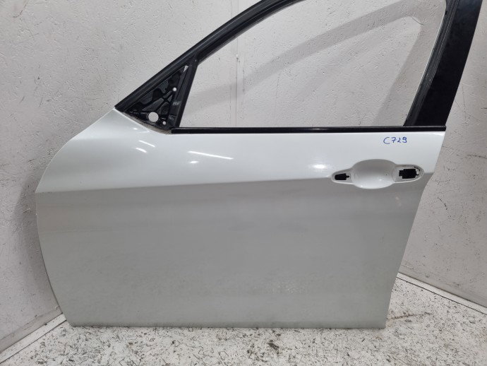 Usa stanga fata Bmw X1 MINERALWEISS METALLIC (A96)