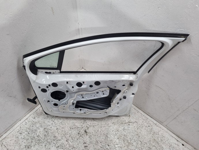 Usa dreapta fata PEUGEOT 2008 EWP