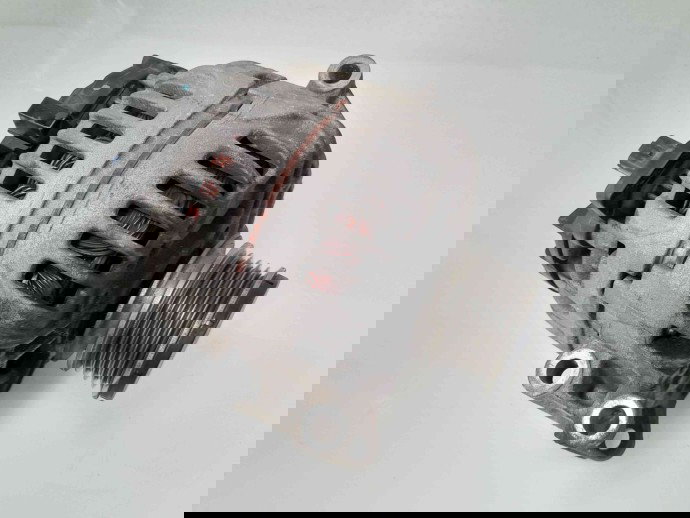 Alternator 8200660040 Dacia Sandero [Fabr 2008-2012] 1.6 mpi 