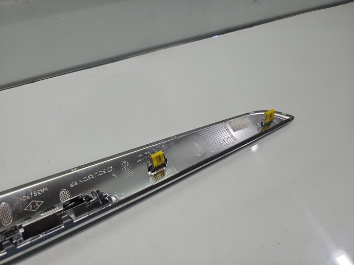 Ornament consola centrala Renault Megane 4 969311987R