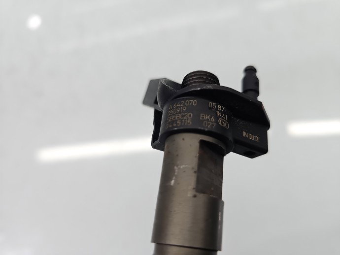 Injector Mercedes Clasa E (W211) [Fabr 2002-2009] A6420700587 3.2 CDI 642920 160KW / 218CP