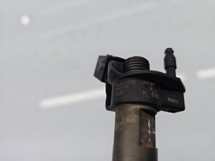 Injector Mercedes Clasa E (W211) [Fabr 2002-2009] A6420700587 3.2 CDI 642920 160KW / 218CP