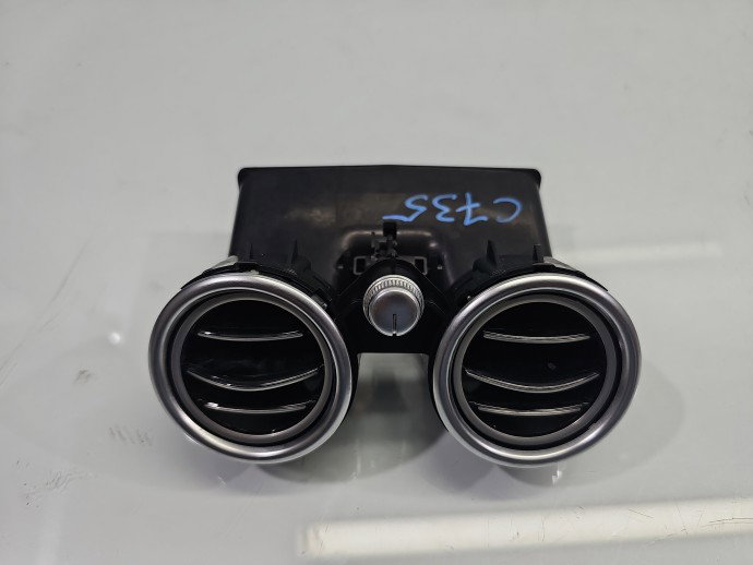 Grila aerisire spate Mercedes C220 w205 A2058300501