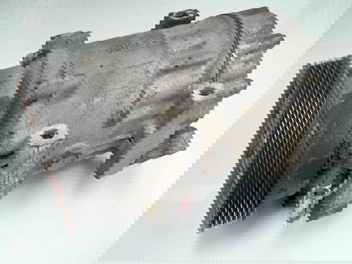 Compresor clima 8200802608 Dacia Sandero [Fabr 2008-2012] 1.6 mpi 