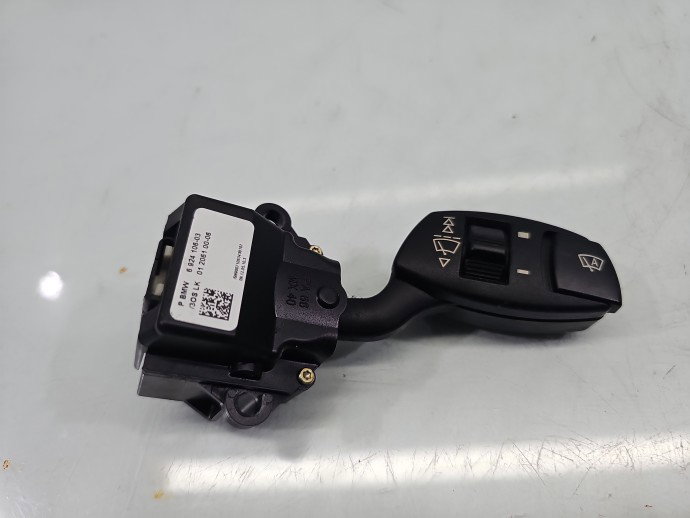 Maneta stergator Bmw 5 (E60) [Fabr 2004-2010] 6924106