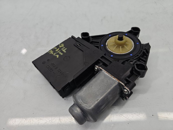 Motoras geam stanga fata VW Golf 5k1 5K0959702C