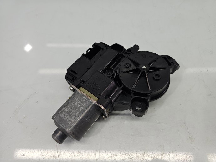 Motoras geam stanga fata VW Polo 6R 6R0959801AD