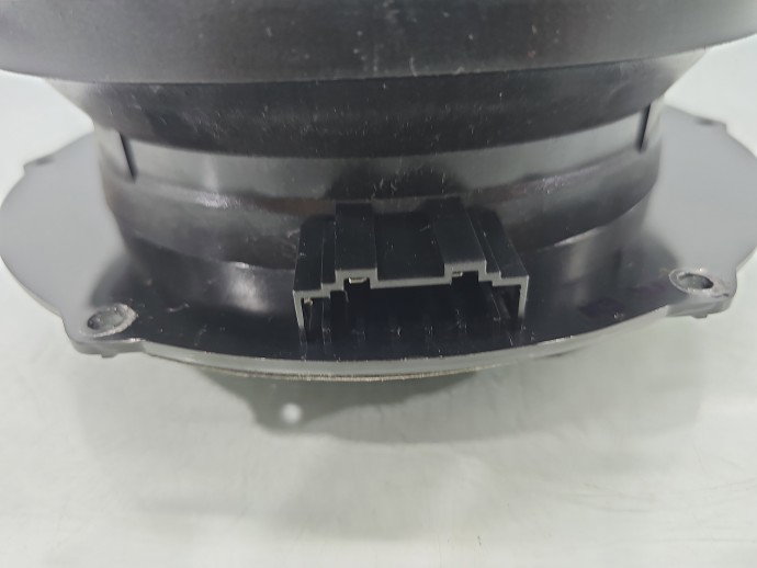 Boxa dreapta fata Skoda Yeti 5L 5L0035411A