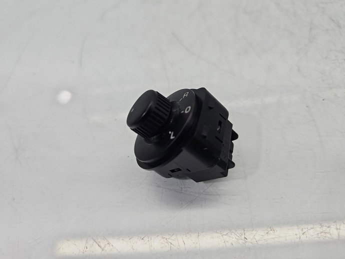 Buton reglaj oglinzi Skoda Yeti 5L 1Z2959565E