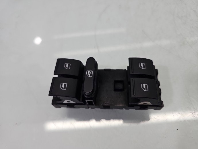 Butoane comanda geamuri sofer VW Passat CC 358 1K4959857B