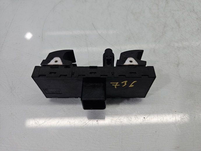 Butoane comanda geamuri sofer VW Passat CC 358 1K4959857B