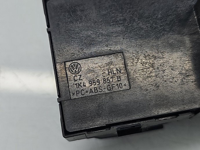 Butoane comanda geamuri sofer VW Passat CC 358 1K4959857B