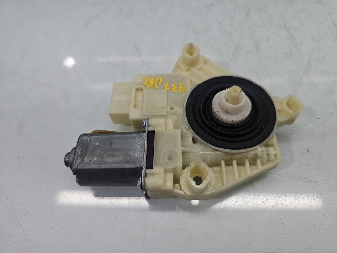 Motoras geam dreapta fata Skoda Fabia NJ5 6V2959802B