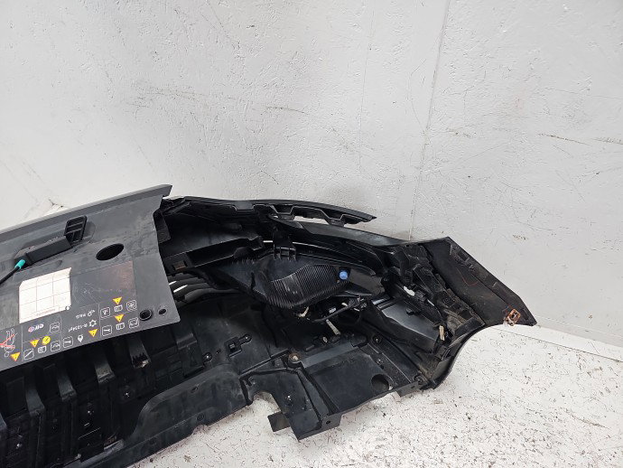 Bara fata Renault Megane 4 GNE
