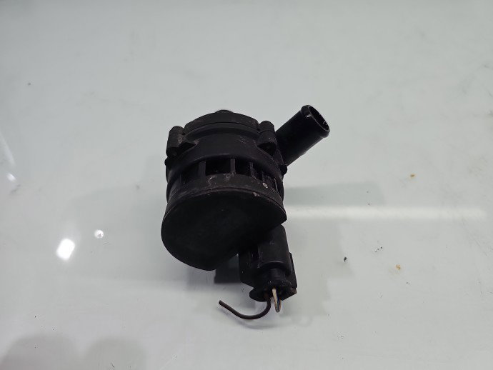 Pompa recirculare apa Mercedes C220 w205 A2118350364 2.2 CDI 651921 125KW / 170CP