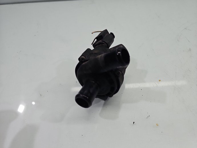 Pompa recirculare apa Mercedes C220 w205 A2118350364 2.2 CDI 651921 125KW / 170CP