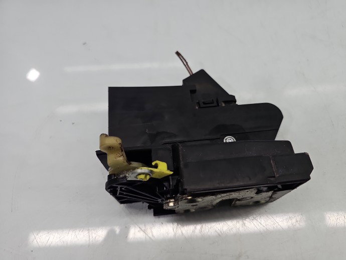 Broasca usa stanga fata Dacia Sandero II 805031017R