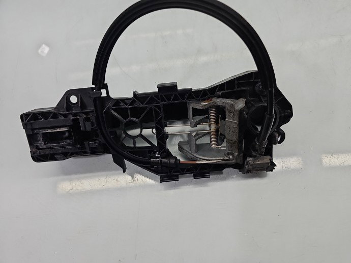 Maner usa stanga fata VW Passat 3c5 LC9X
