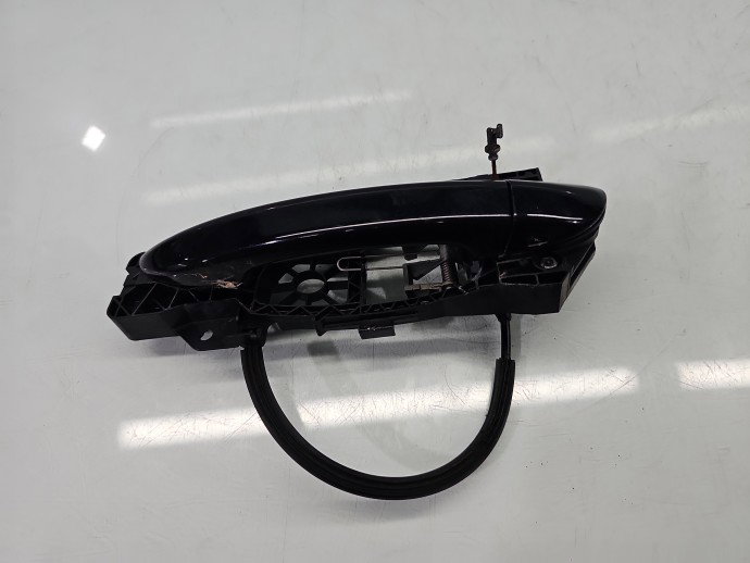 Maner usa stanga fata VW Passat 3c5 LC9X