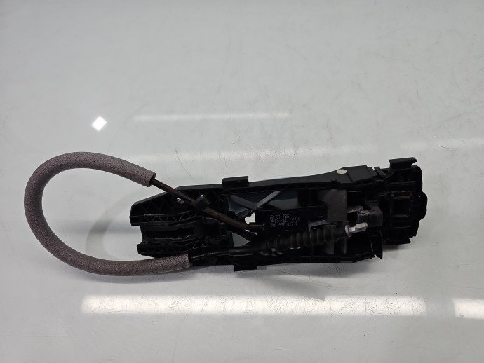 Maner usa stanga fata VW Golf 5k1 A5Q
