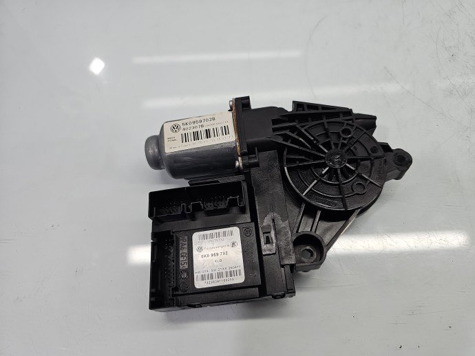 Motoras geam stanga fata VW Golf 5k1 5K0959702B