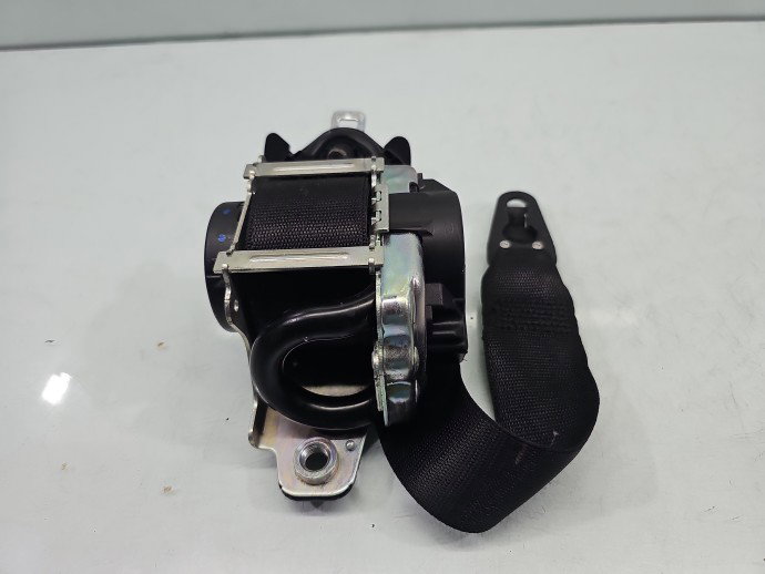 Centura stanga fata Mercedes C220 w205 A2058600185
