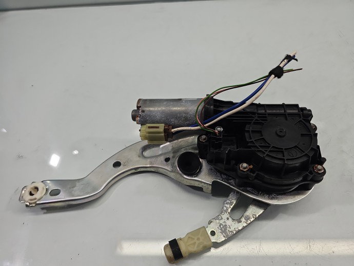 Motoras deschidere portbagaj Mercedes C220 w205 0390204124