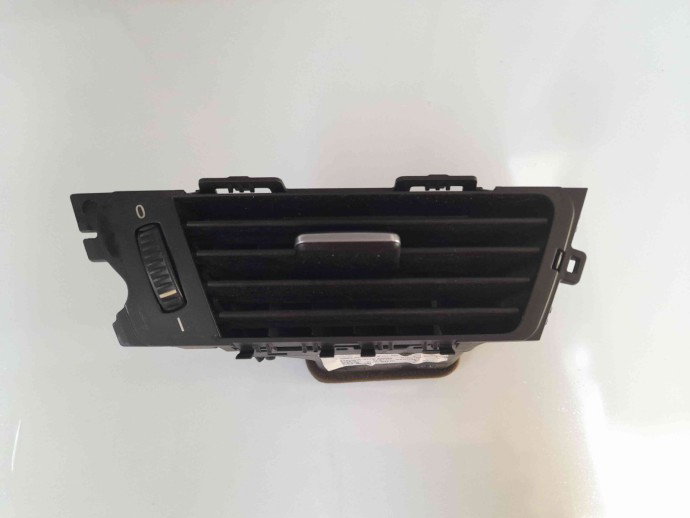 Grila aerisire dreapta 9130466 Bmw 3 (E90) [Fabr 2005-2011] 2.0 N47 