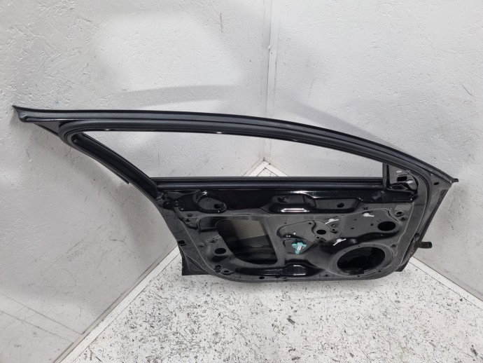 Usa stanga fata AUDI A4 8K5 LY9T