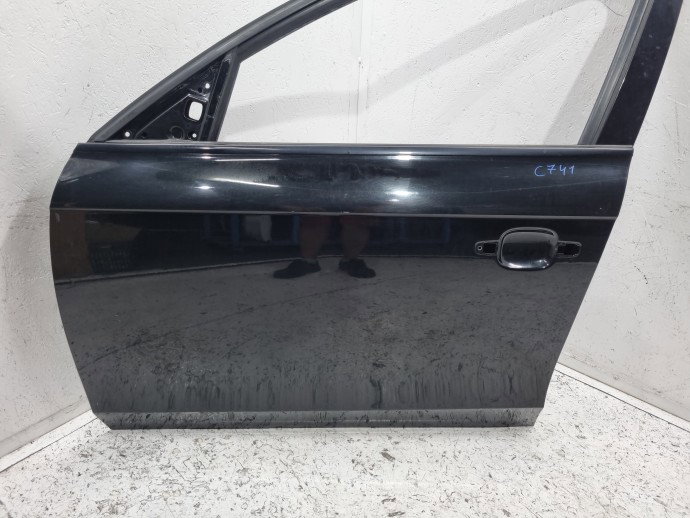 Usa stanga fata AUDI A4 8K5 LY9T