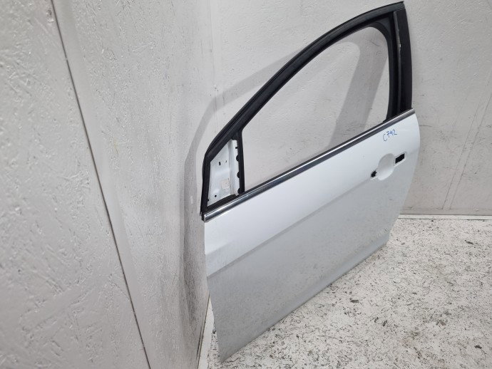 Usa stanga fata Ford Focus Frozen White