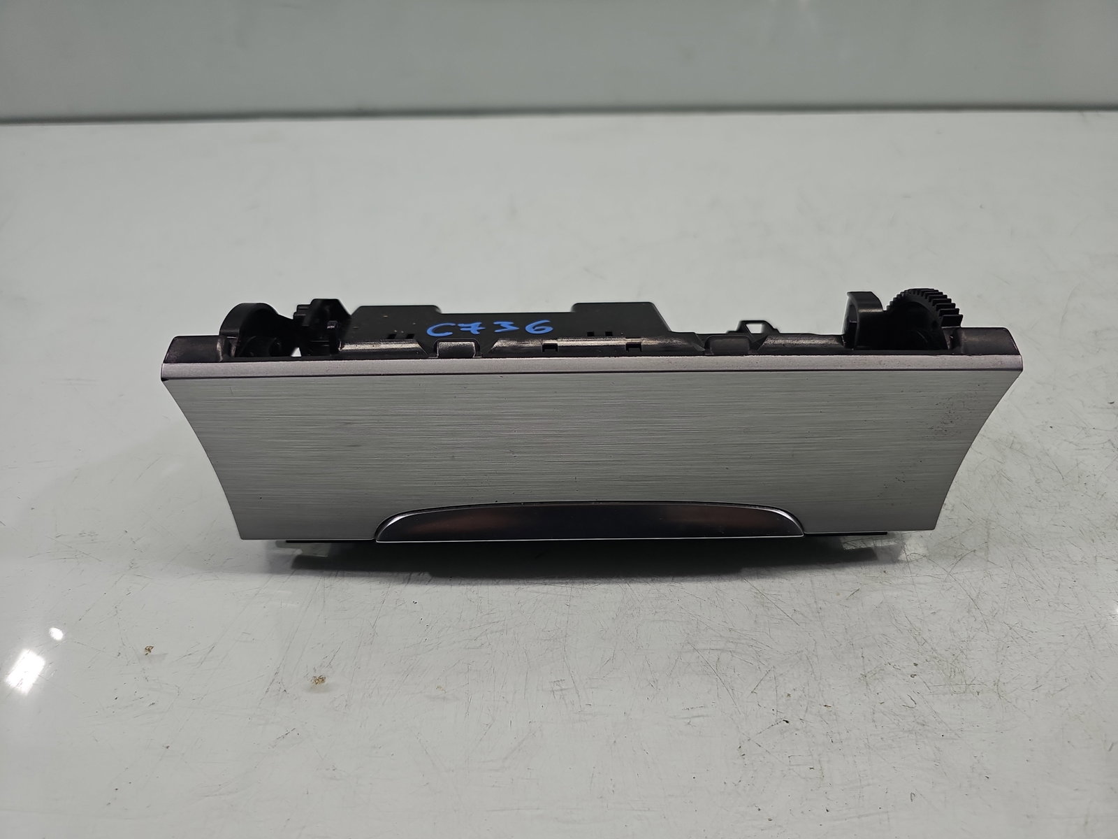 Scrumiera VW Passat CC 358 3C0863284K