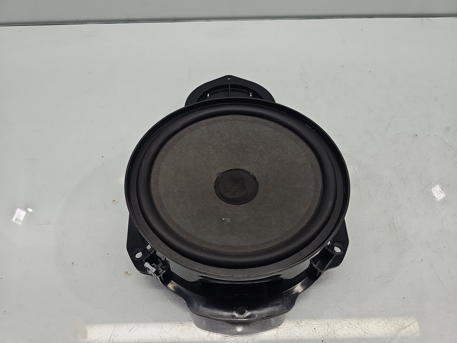 Boxa stanga fata VW Passat CC 358 3C8035454