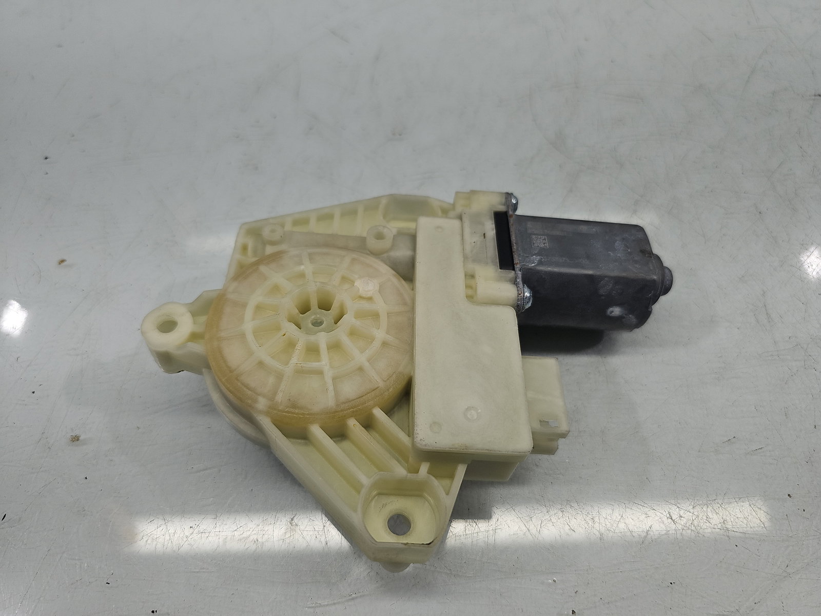 Motoras geam stanga fata Mercedes C220 w205 A2139069901